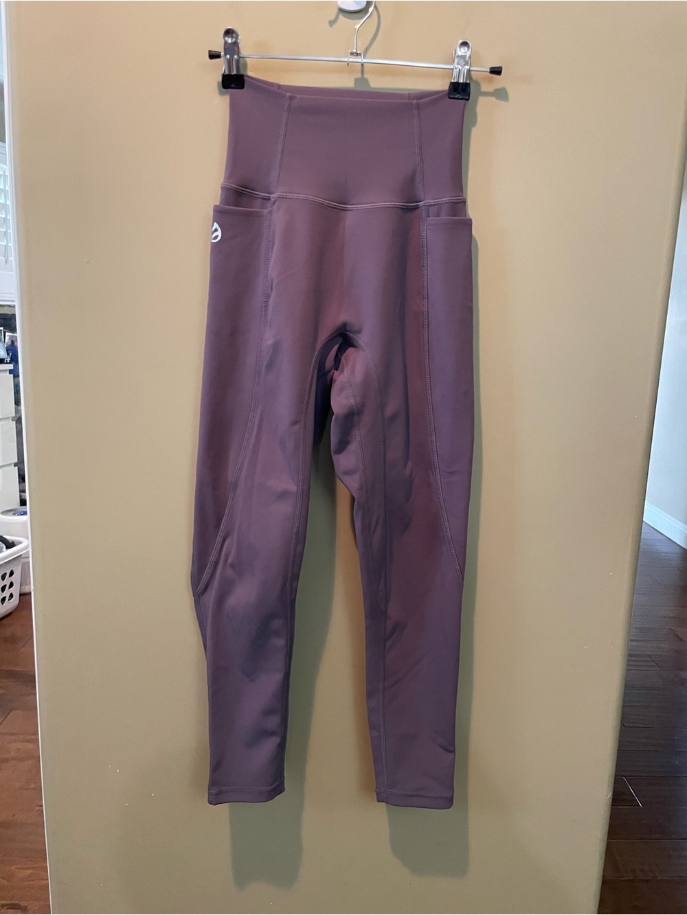 Ptula The Yvette Legging : 23" - Steel, S